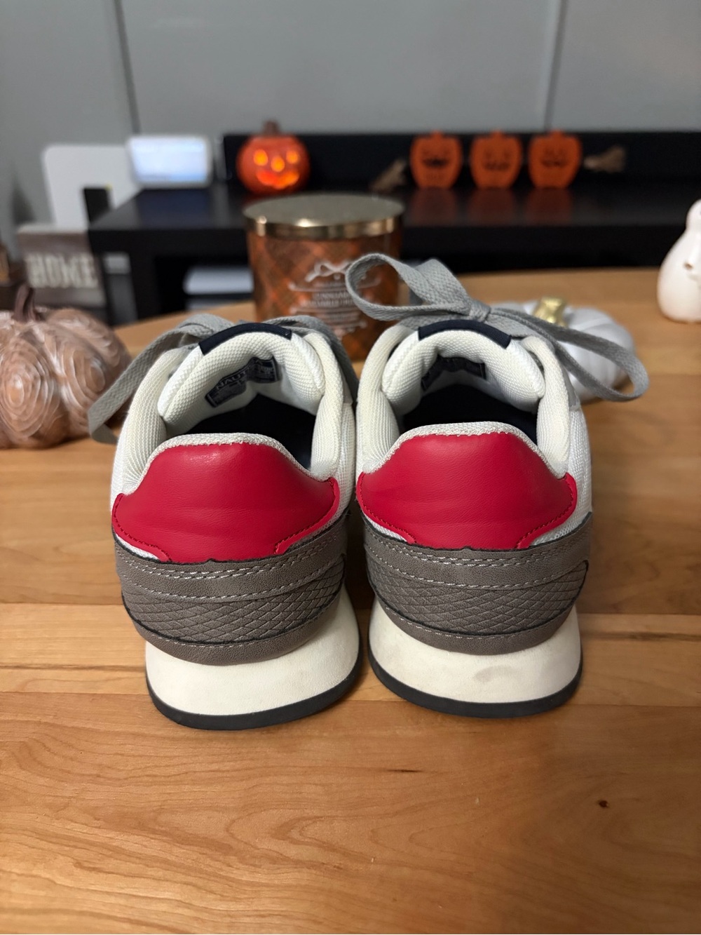 Nautica Boy’s Gray and White Casual Lace-Up Sneakers - Picture 4 of 7